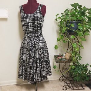 Calvin Klein Women's Sleeveles Dress Size 4